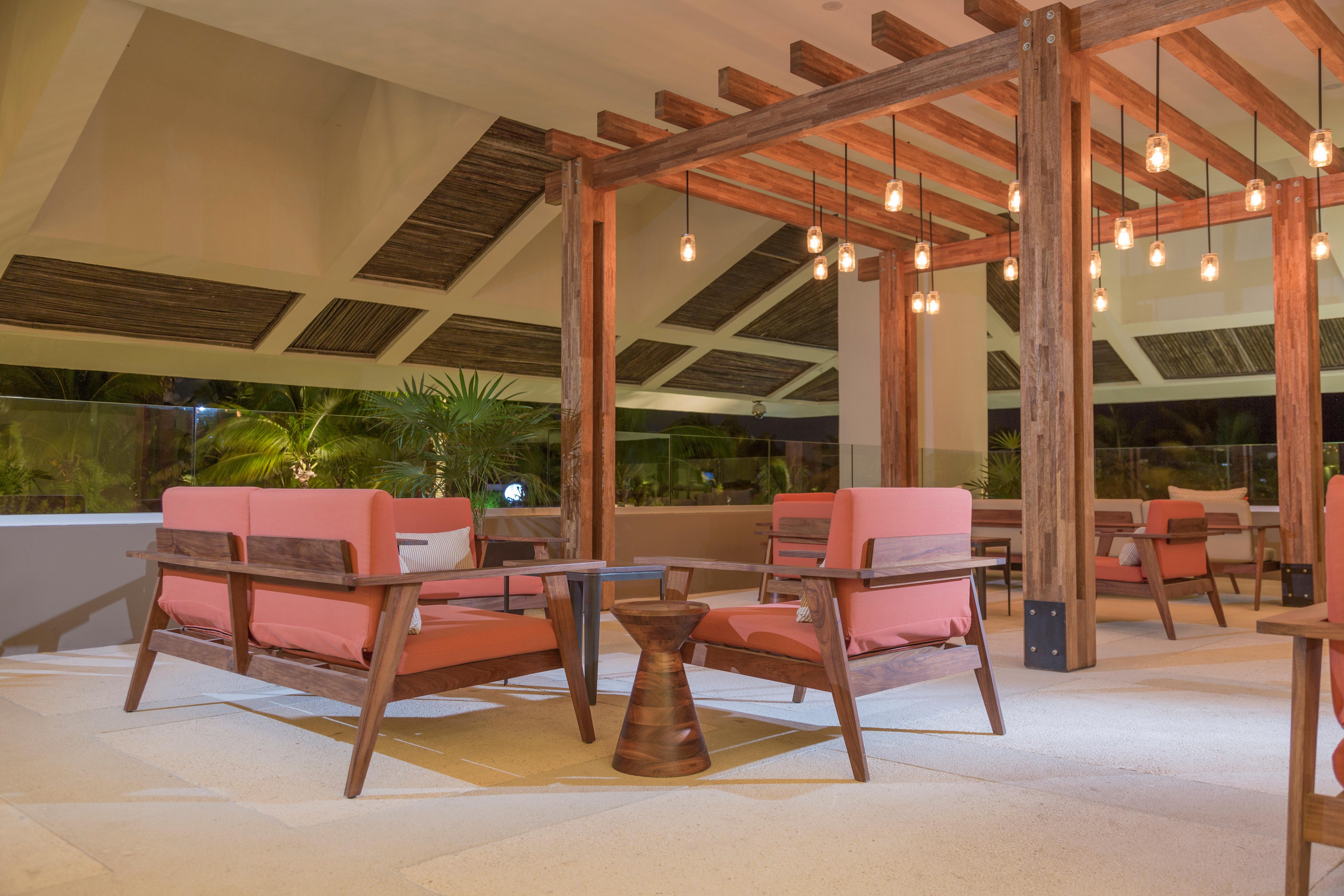 Presidente Intercontinental Cancun Resort Buitenkant foto The interior of the hotel